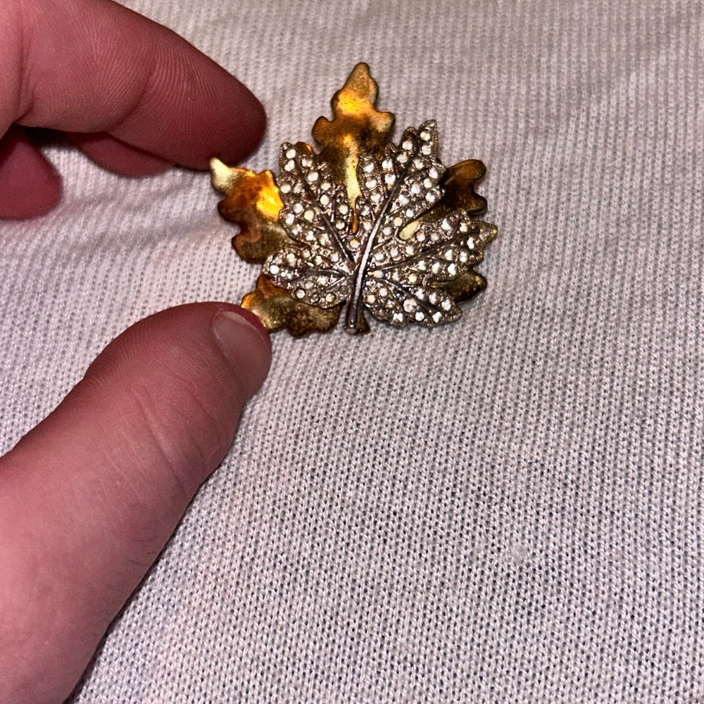 Gold Leaf Brooch with Rhinestones